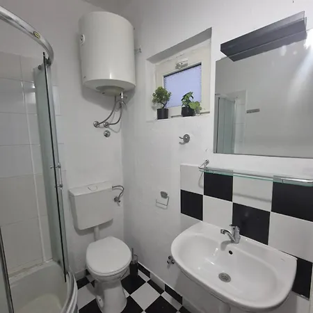 Casa Fritula-sweet With Private Yard *