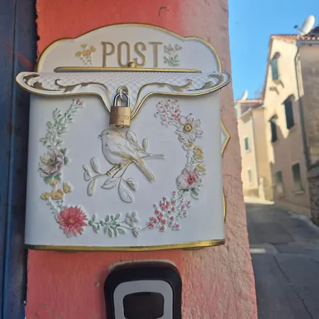 Casa Fritula-sweet With Private Yard Appartement Split